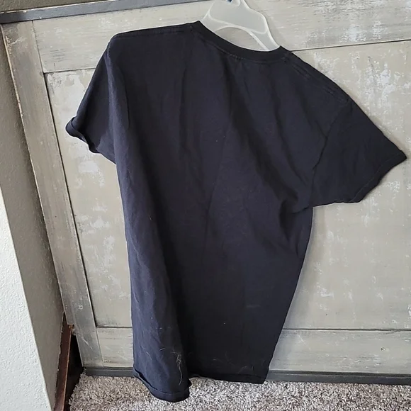 Graphic T Shirt Size Small EUC - Picture 2 of 2